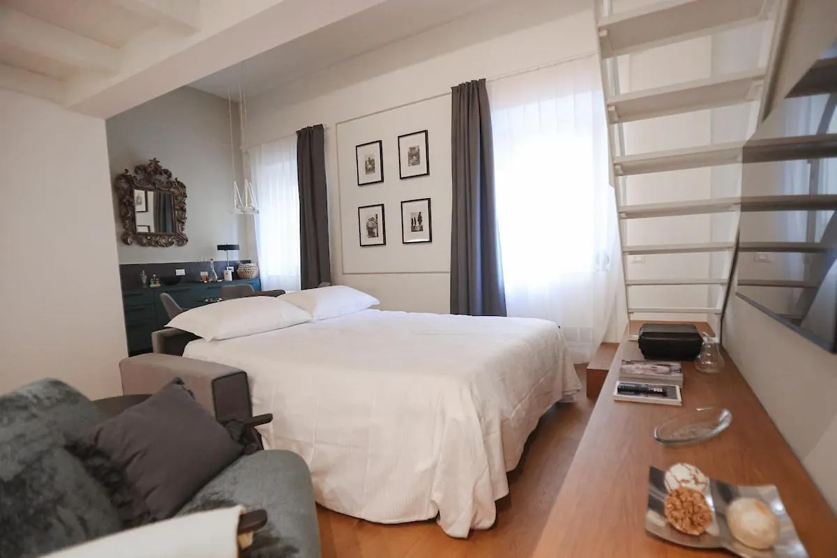 Bargello Nine Luxury Suite فلورنس شقة